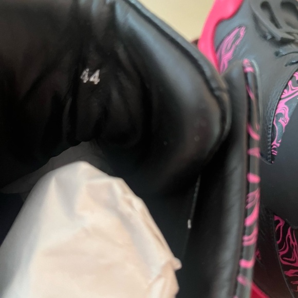 Ultra rare Cult & Rain Genesis Titan Bubble Gum Colorway size 44 (US 10.5) - Picture 12 of 13